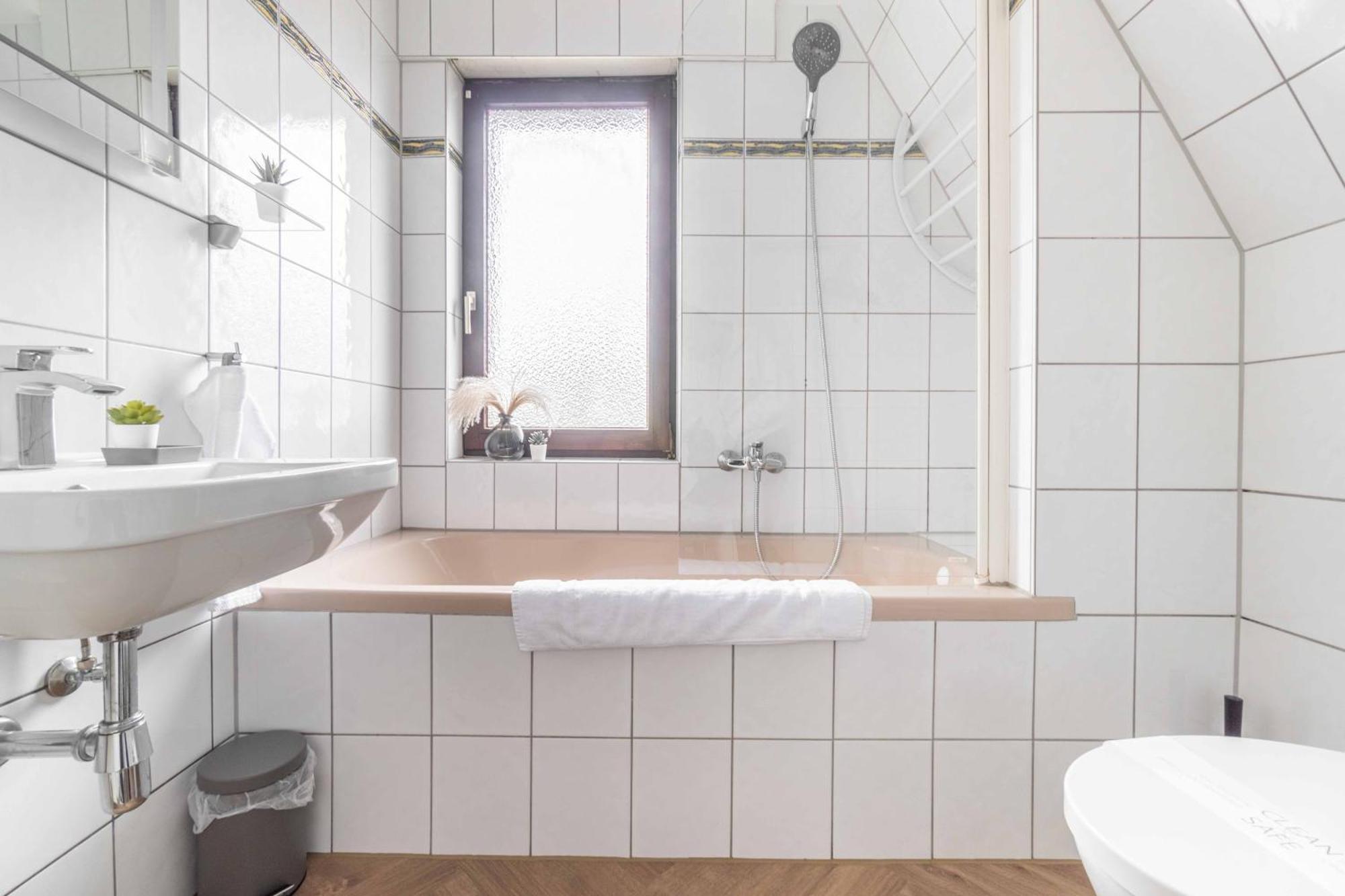 Nice & Calm - Wohlfuehl-Wohnung In Stadtnaehe Fuer Familien Oder Freunde Wesel  Buitenkant foto